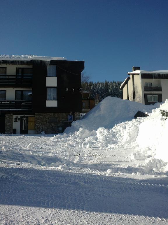Ubytovani V Soukromi Kouba Pec pod Snezkou Exteriör bild
